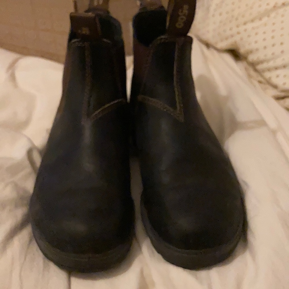 Women’s Blundstone boots